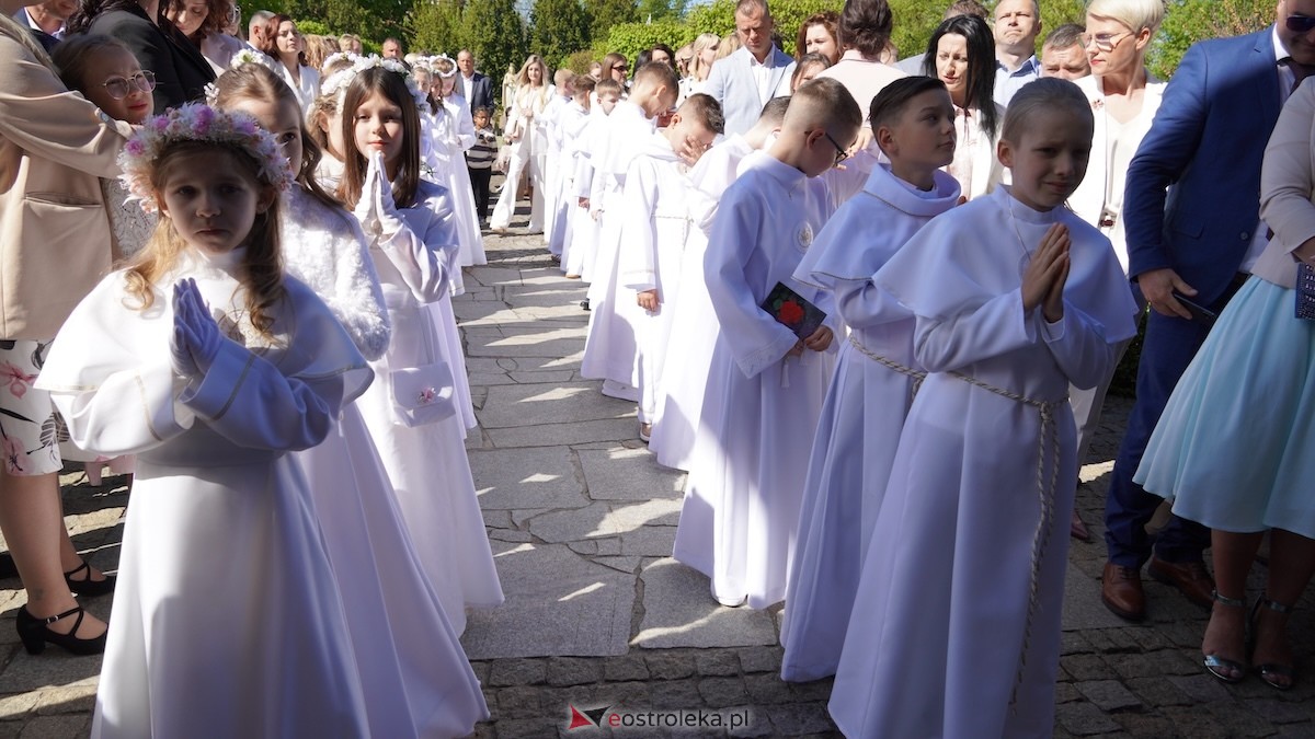 I Komunia Święta w parafii pw. św. Wojciecha w Ostrołęce [10.05.2026] - zdjęcie #9 - eOstroleka.pl