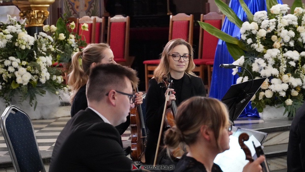 Koncert w kościele w Goworowie Filharmonii Kameralnej im. Witolda Lutosławskiego w Łomży [10.05.2026] - zdjęcie #24 - eOstroleka.pl