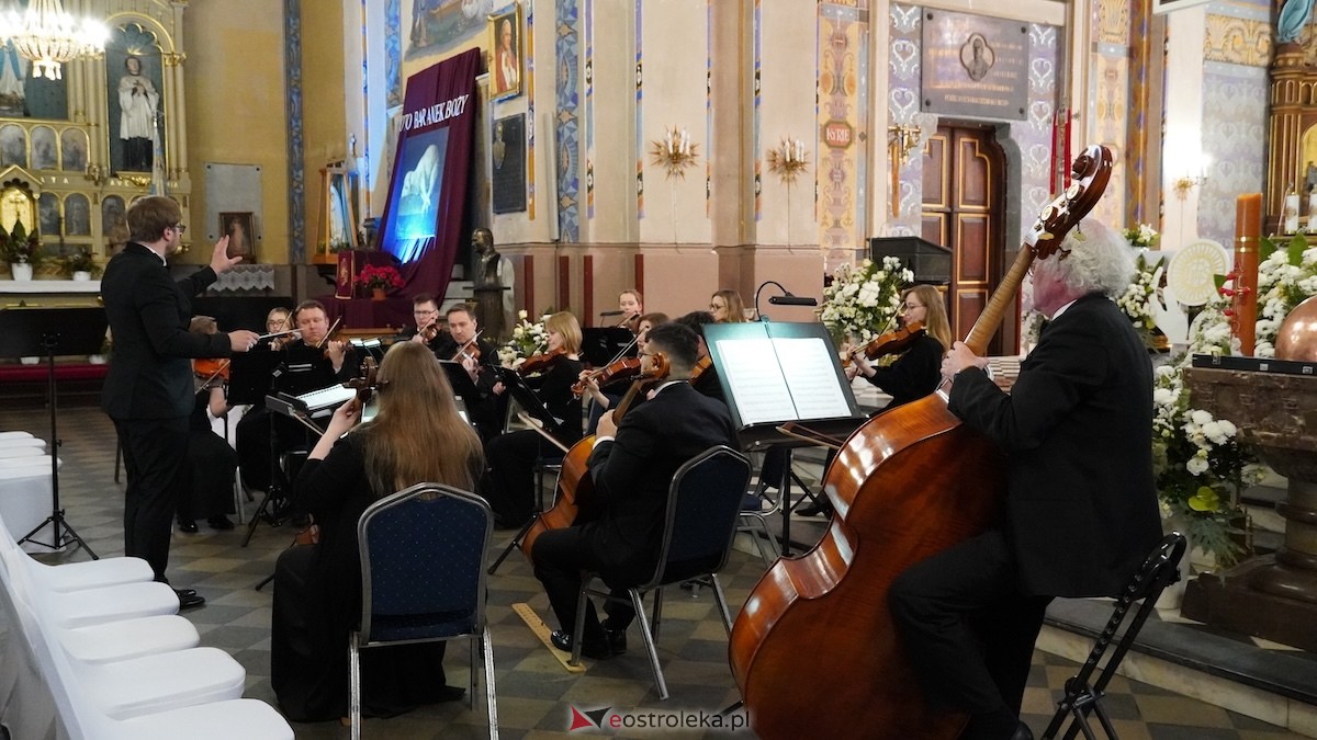 Koncert w kościele w Goworowie Filharmonii Kameralnej im. Witolda Lutosławskiego w Łomży [10.05.2026] - zdjęcie #2 - eOstroleka.pl