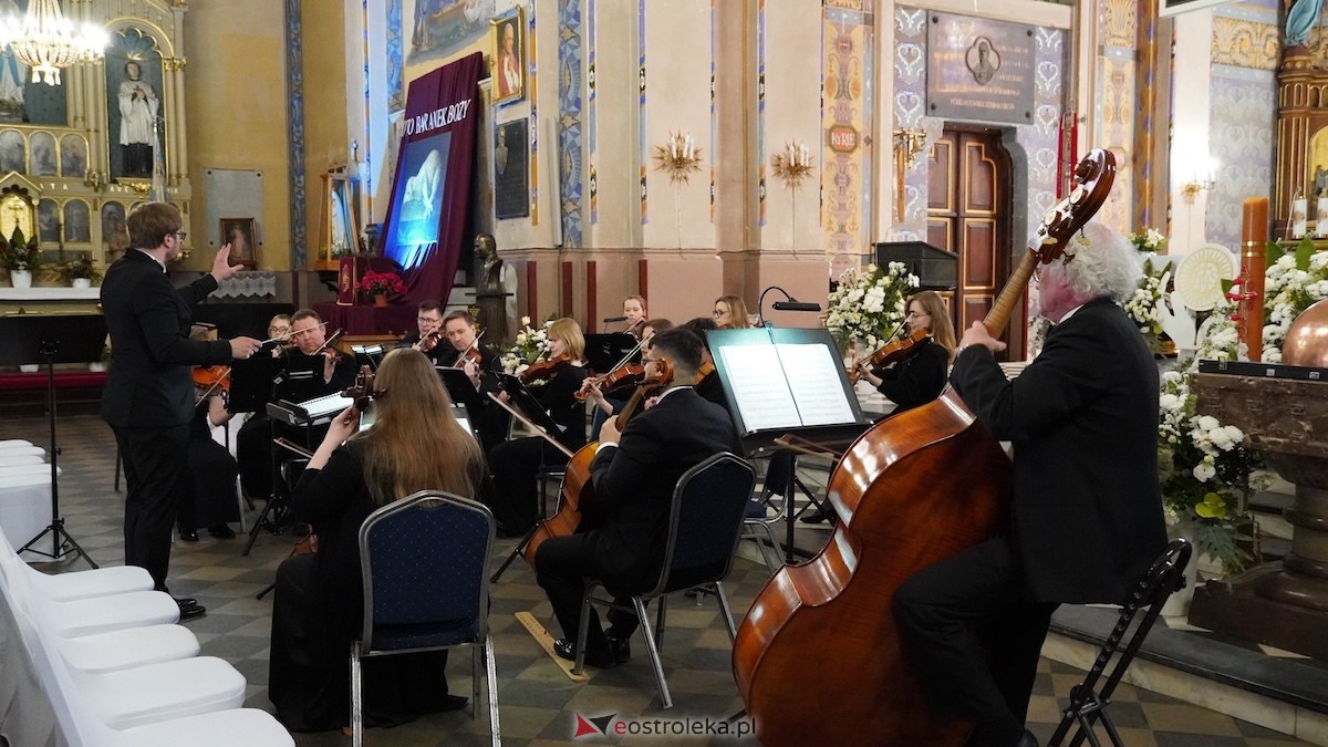 Koncert w kościele w Goworowie Filharmonii Kameralnej im. Witolda Lutosławskiego w Łomży [10.05.2026] - zdjęcie #1 - eOstroleka.pl