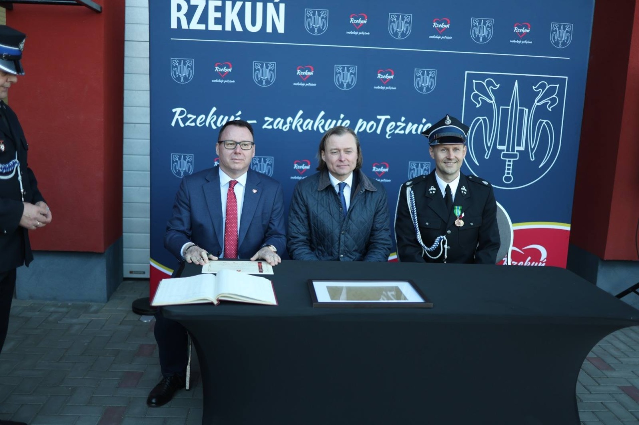 Dzień Strażaka i nowy wóz dla OSP Borawe, fot. URZĄD GMINY RZEKUŃ [10.05.2026] - zdjęcie #16 - eOstroleka.pl