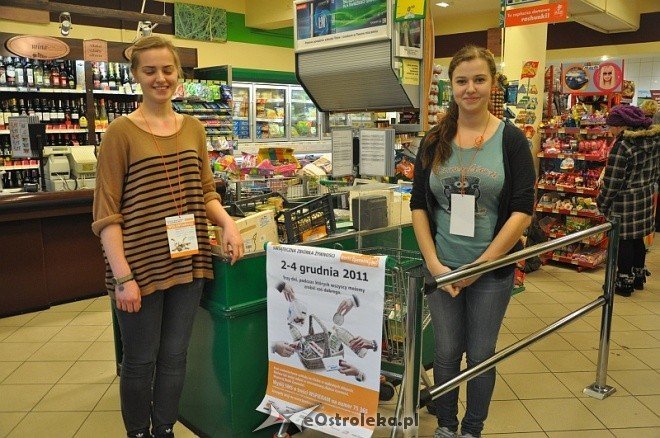 Oficjalne rozpoczęcie zbiórki żywnosci w Ostrołece - zdjęcie #1 - eOstroleka.pl