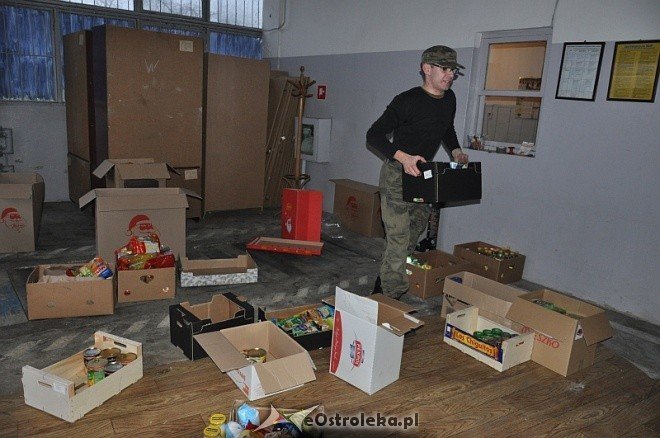 Oficjalne rozpoczęcie zbiórki żywnosci w Ostrołece - zdjęcie #11 - eOstroleka.pl