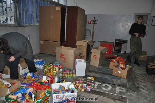 Oficjalne rozpoczęcie zbiórki żywnosci w Ostrołece - zdjęcie #15 - eOstroleka.pl