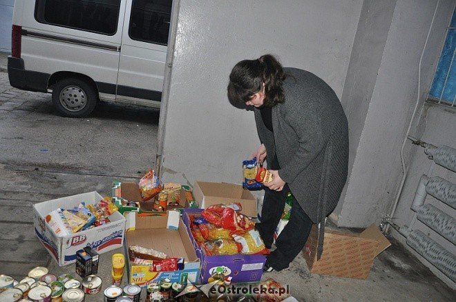 Oficjalne rozpoczęcie zbiórki żywnosci w Ostrołece - zdjęcie #21 - eOstroleka.pl