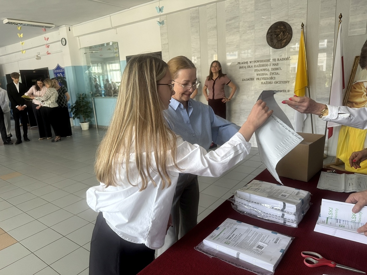 Egzamin ósmoklasisty 2026 - język polski [11.05.2026] - zdjęcie #14 - eOstroleka.pl