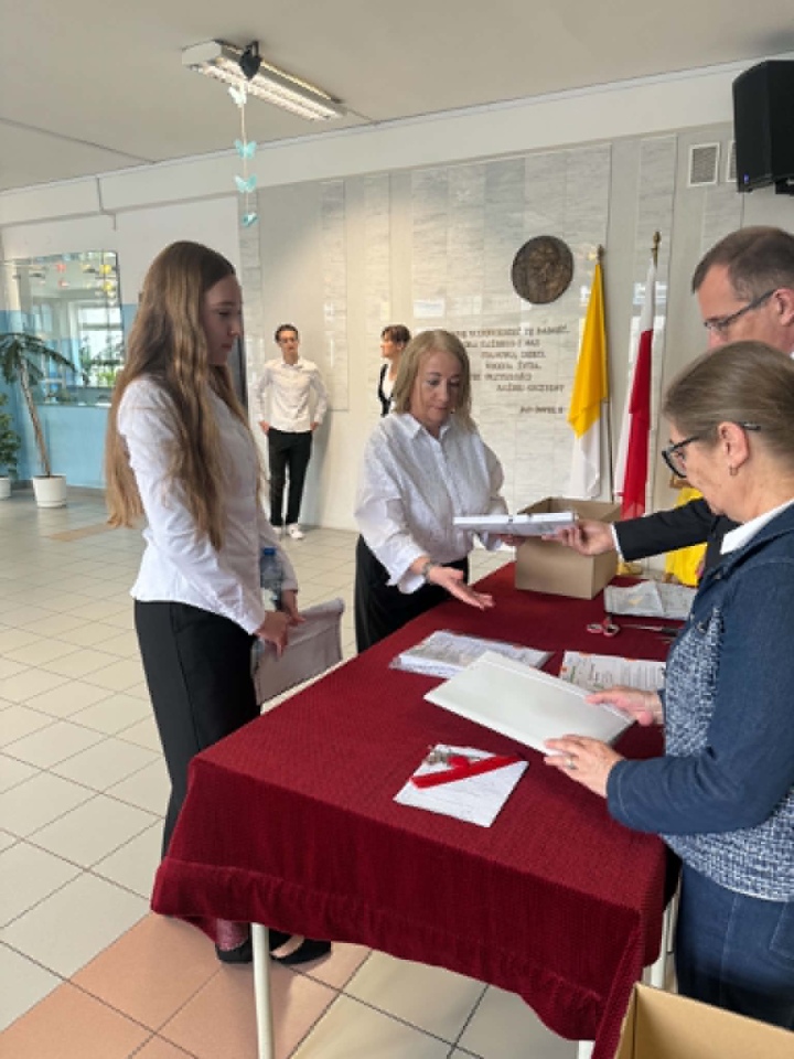 Egzamin ósmoklasisty 2026 - matematyka [12.05.2026] - zdjęcie #29 - eOstroleka.pl