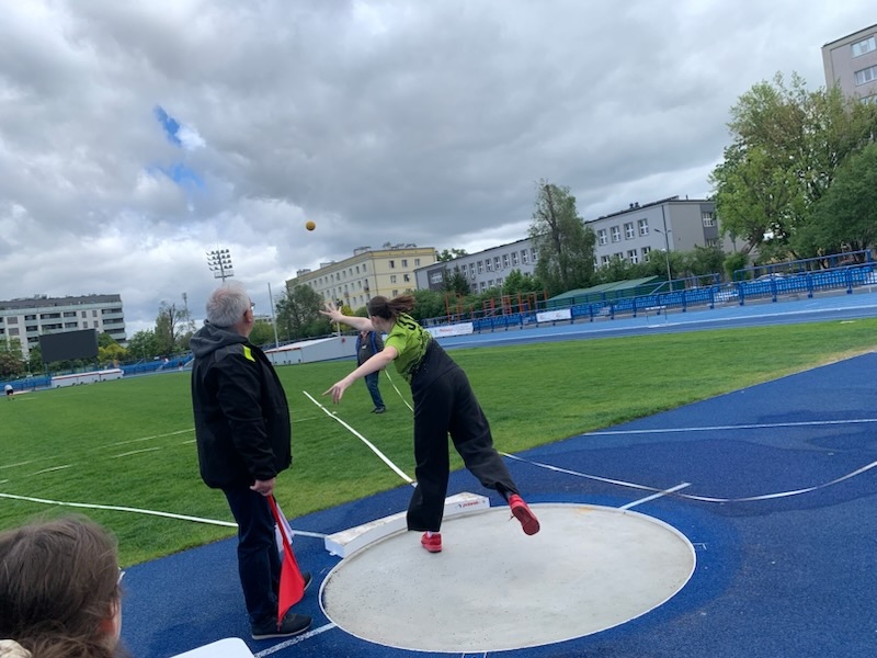 UKS CLAN Ostrołęka w Mistrzostwach Warszawy dzieci oraz w zawodach Mazowieckiego Otwarcia Sezonu Lekkoatletycznego 2026  - zdjęcie #13 - eOstroleka.pl
