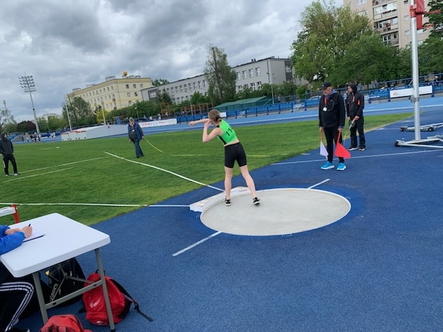 UKS CLAN Ostrołęka w Mistrzostwach Warszawy dzieci oraz w zawodach Mazowieckiego Otwarcia Sezonu Lekkoatletycznego 2026  - zdjęcie #8 - eOstroleka.pl