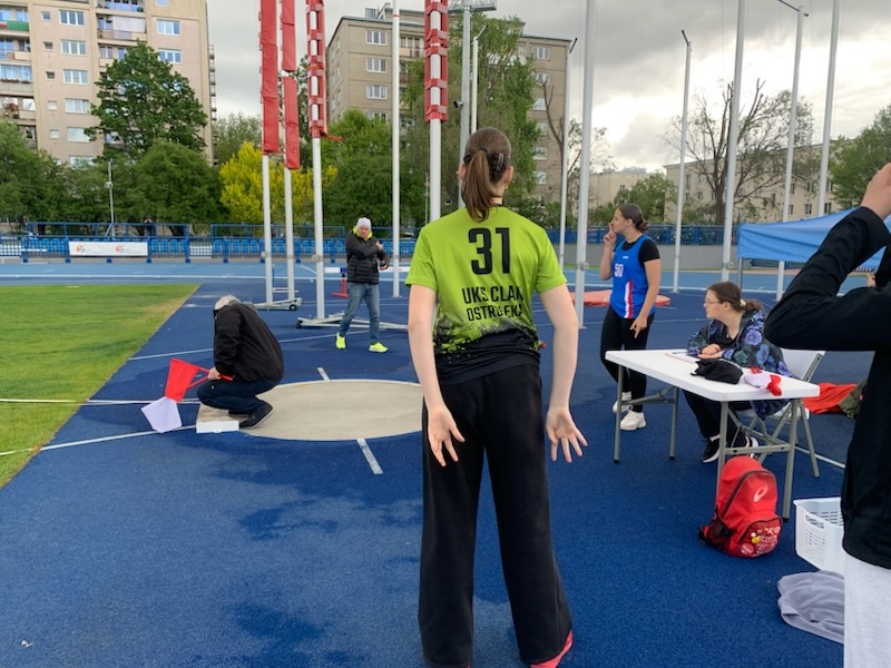 UKS CLAN Ostrołęka w Mistrzostwach Warszawy dzieci oraz w zawodach Mazowieckiego Otwarcia Sezonu Lekkoatletycznego 2026  - zdjęcie #3 - eOstroleka.pl