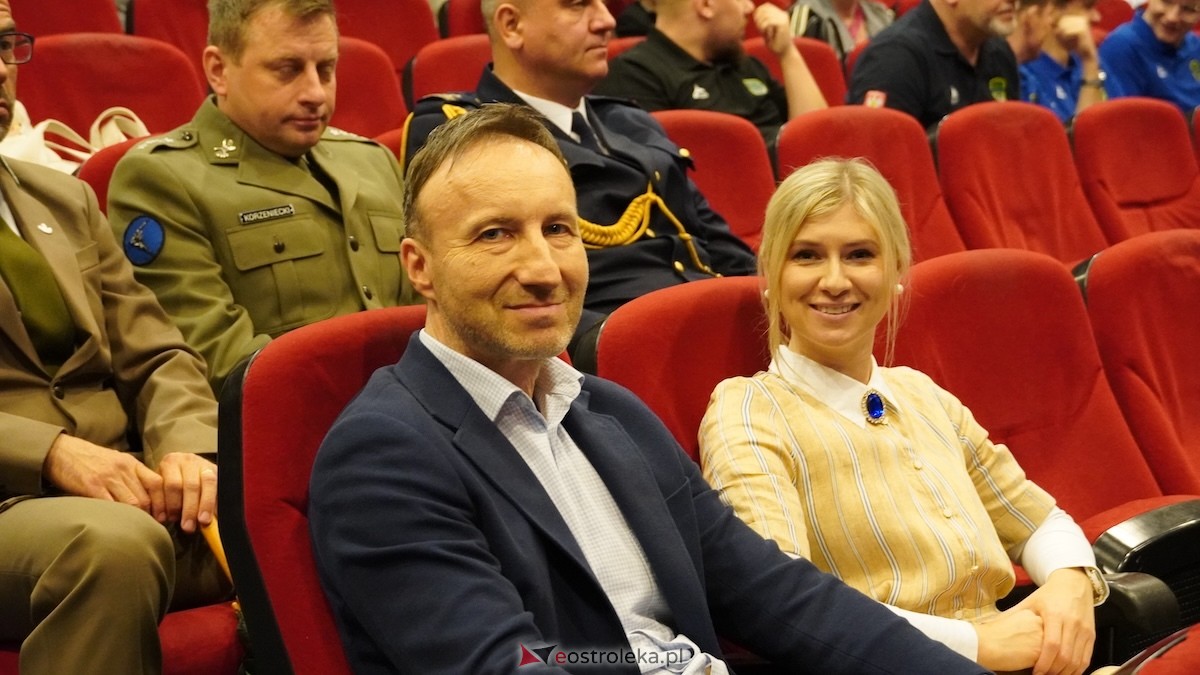 Uroczysta sesja. Ostrołęka świętuje ważne rocznice. Jesteście sercem tego miasta [12.05.2026] - zdjęcie #130 - eOstroleka.pl