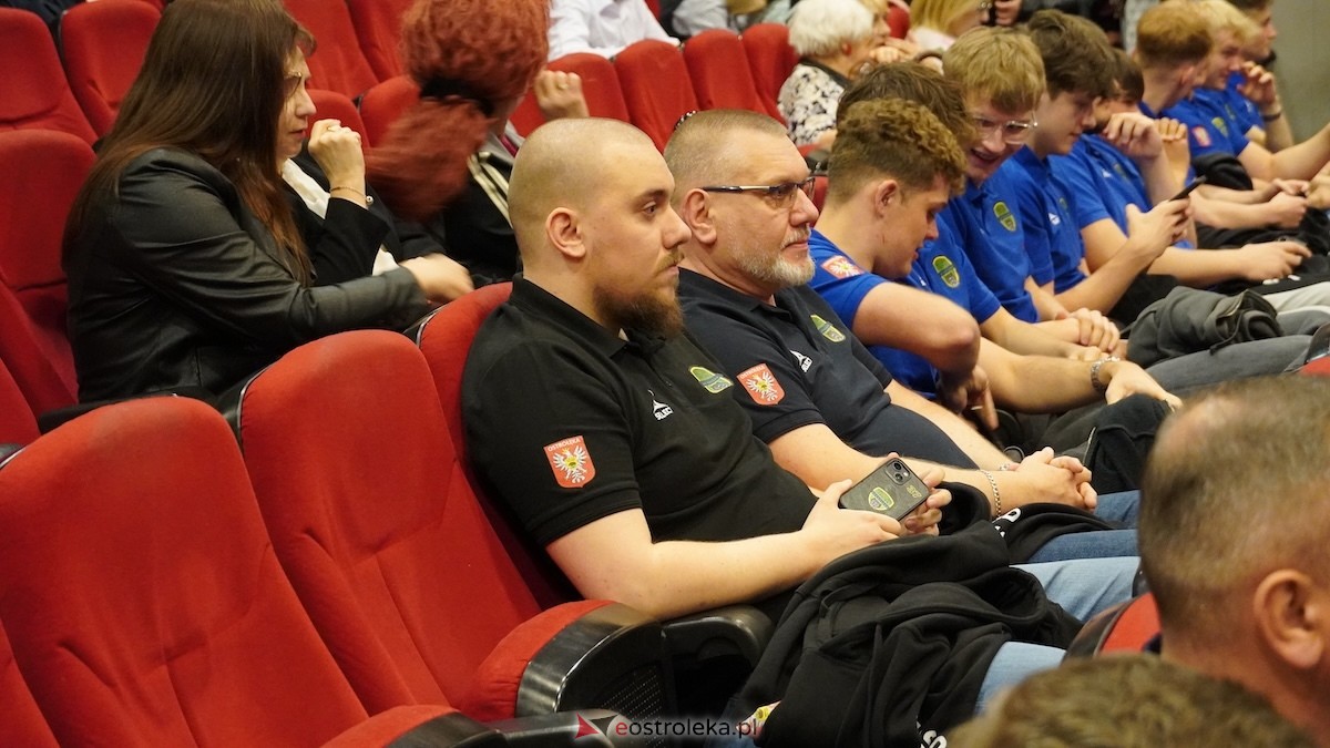 Uroczysta sesja. Ostrołęka świętuje ważne rocznice. Jesteście sercem tego miasta [12.05.2026] - zdjęcie #124 - eOstroleka.pl
