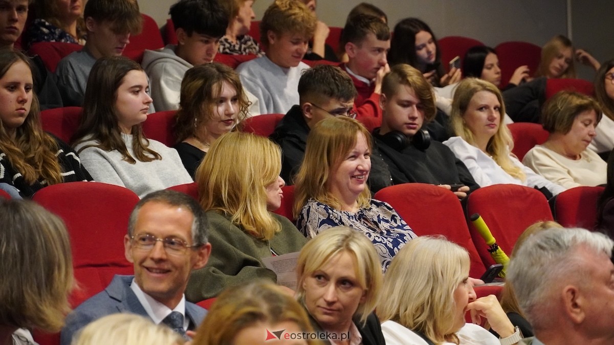 Uroczysta sesja. Ostrołęka świętuje ważne rocznice. Jesteście sercem tego miasta [12.05.2026] - zdjęcie #122 - eOstroleka.pl
