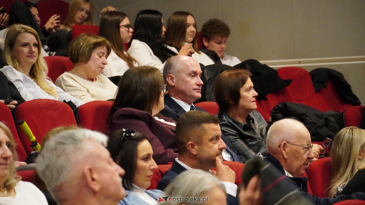 Uroczysta sesja. Ostrołęka świętuje ważne rocznice. Jesteście sercem tego miasta [12.05.2026] - zdjęcie #121 - eOstroleka.pl