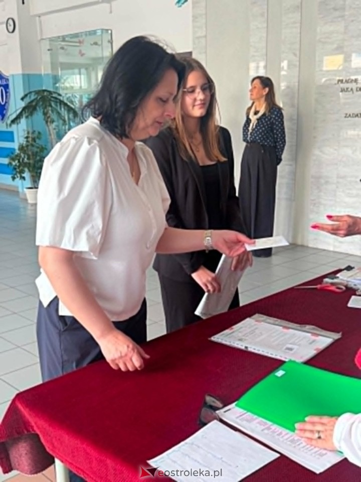 Egzamin ósmoklasisty 2026 - język obcy [13.05.2026] - zdjęcie #34 - eOstroleka.pl