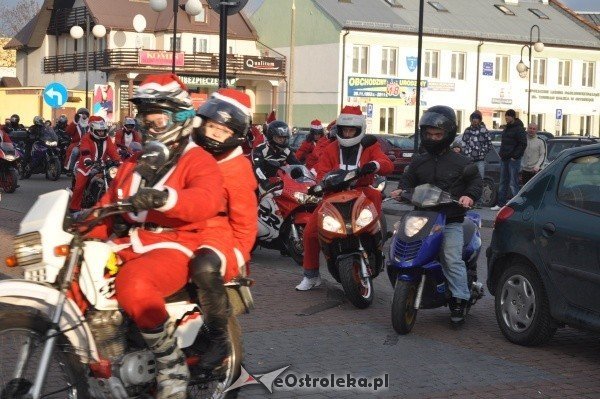Moto Mikołaje 2011: Ponad 100 mikołajów pojawiło się dziś w Ostrolęce [3.XII.2011] - zdjęcie #12 - eOstroleka.pl