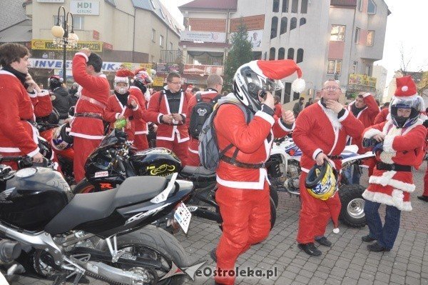 Moto Mikołaje 2011: Ponad 100 mikołajów pojawiło się dziś w Ostrolęce [3.XII.2011] - zdjęcie #20 - eOstroleka.pl