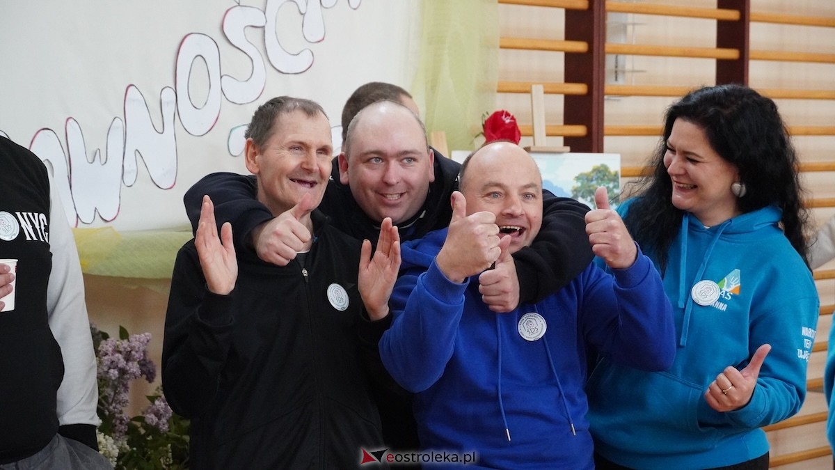 Dzień Godności Osób z Niepełnosprawnościami w ŚDS w Nowej Wsi [13.05.2026] - zdjęcie #18 - eOstroleka.pl