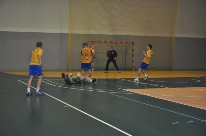 Trójka Ostrołęka - SPR Pabiks Pabianice 21:30 [4.XII.2011] - zdjęcie #12 - eOstroleka.pl