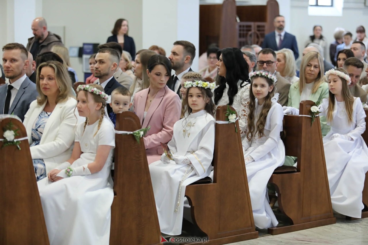 Komunia Święta w parafii św. Franciszka w Ostrołęce [16.05.2026] - zdjęcie #39 - eOstroleka.pl