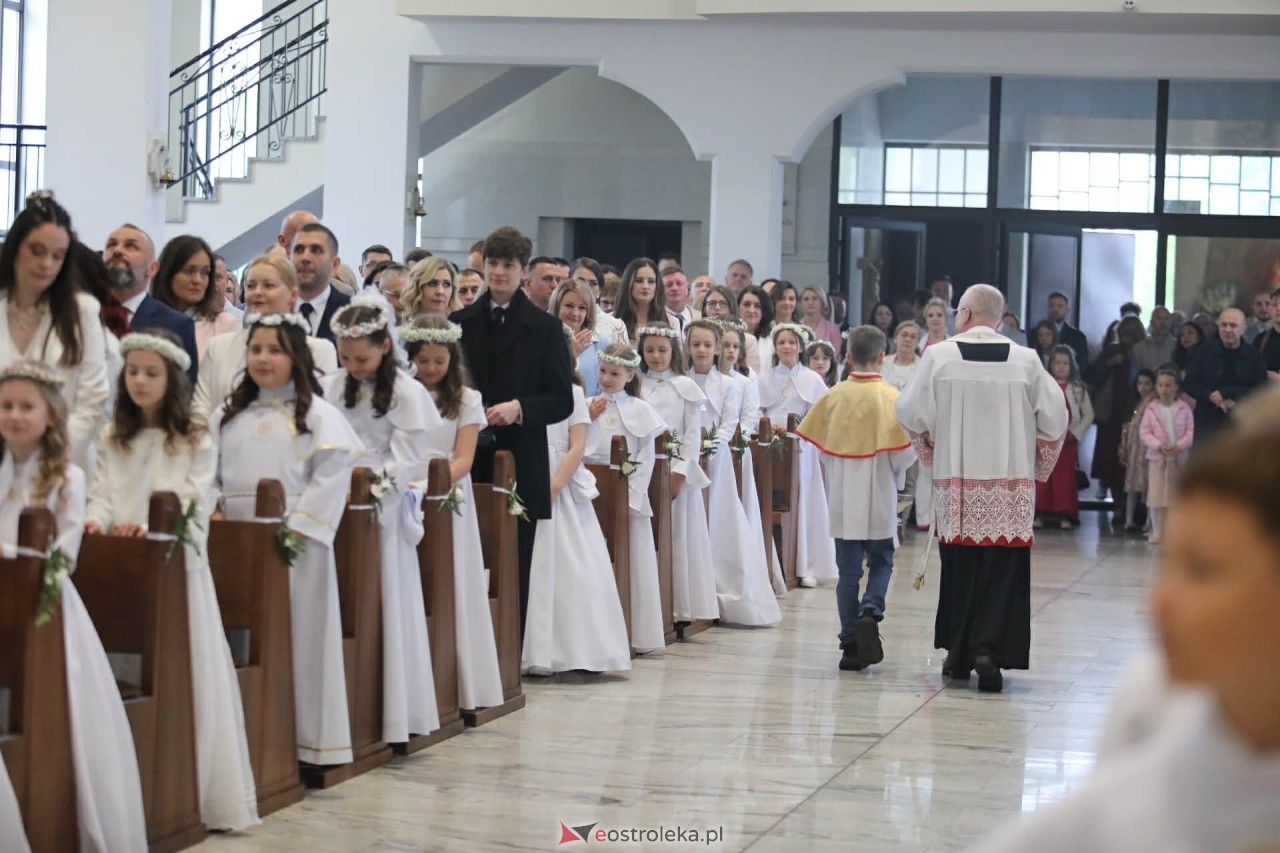 Komunia Święta w parafii św. Franciszka w Ostrołęce [16.05.2026] - zdjęcie #36 - eOstroleka.pl