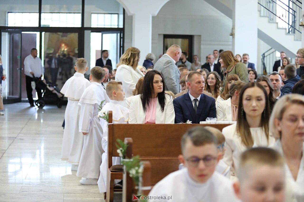Komunia Święta w parafii św. Franciszka w Ostrołęce [16.05.2026] - zdjęcie #23 - eOstroleka.pl