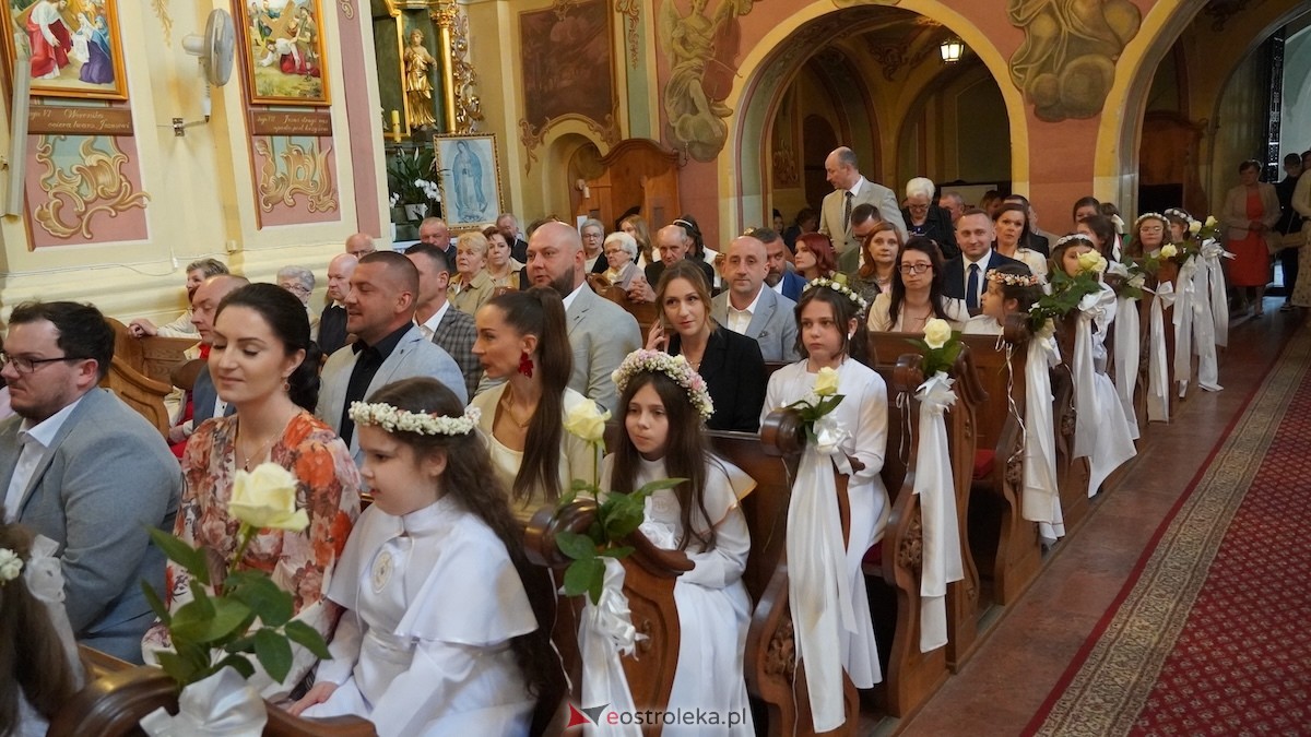 Pierwsza Komunia Święta w klasztorze [16.05.2026] - zdjęcie #36 - eOstroleka.pl