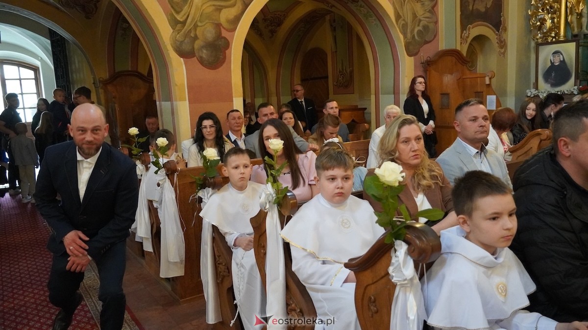 Pierwsza Komunia Święta w klasztorze [16.05.2026] - zdjęcie #32 - eOstroleka.pl