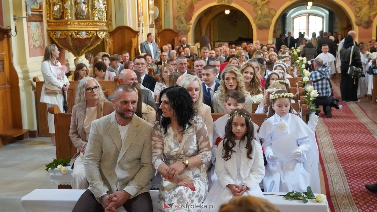 Pierwsza Komunia Święta w klasztorze [16.05.2026] - zdjęcie #26 - eOstroleka.pl