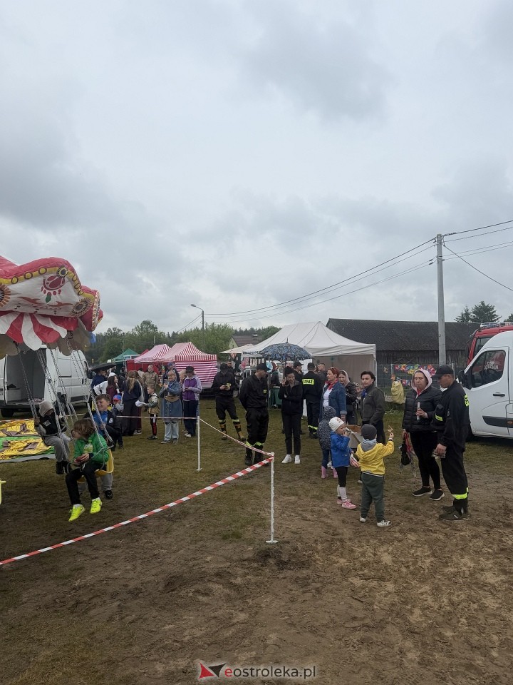 Festyn w Dzbeninie pn. „Każdy ma jakiegoś bzika” [16.05.02026] - zdjęcie #21 - eOstroleka.pl