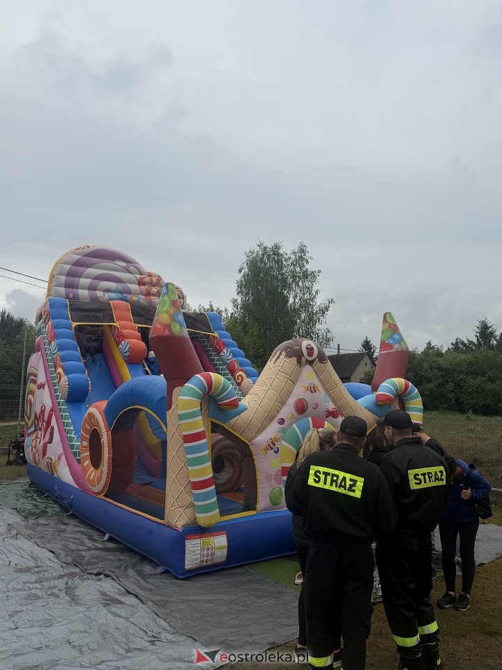 Festyn w Dzbeninie pn. „Każdy ma jakiegoś bzika” [16.05.02026] - zdjęcie #12 - eOstroleka.pl