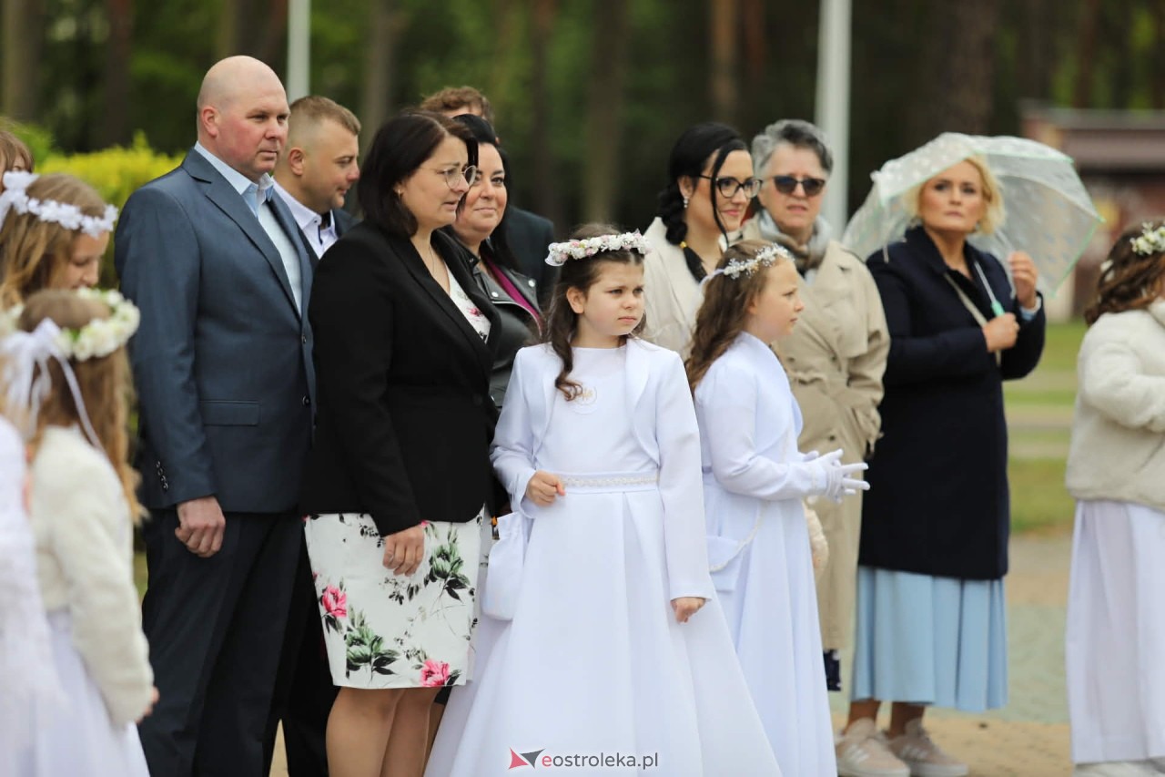 I Komunia Święta w kościele pw. Zbawiciela Świata [16.05.2026] - zdjęcie #53 - eOstroleka.pl