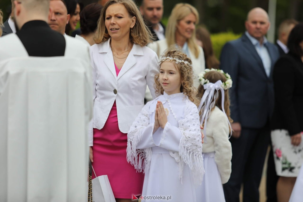 I Komunia Święta w kościele pw. Zbawiciela Świata [16.05.2026] - zdjęcie #22 - eOstroleka.pl