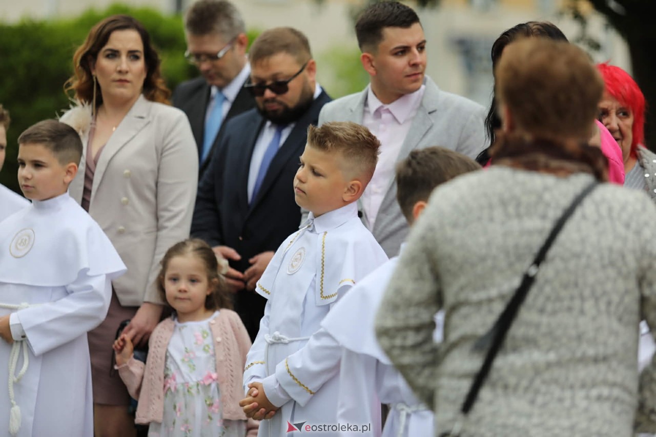 I Komunia Święta w kościele pw. Zbawiciela Świata [16.05.2026] - zdjęcie #5 - eOstroleka.pl