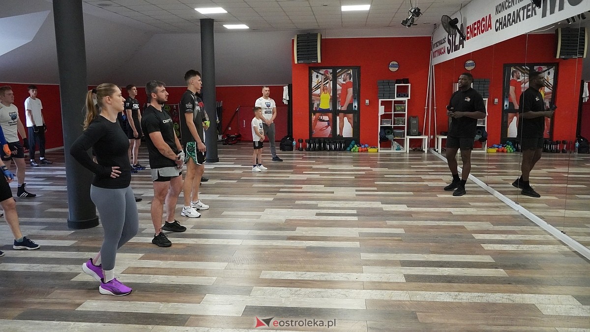 Seminarium bokserskie z Izu Ugonohem [17.05.2026] - zdjęcie #77 - eOstroleka.pl