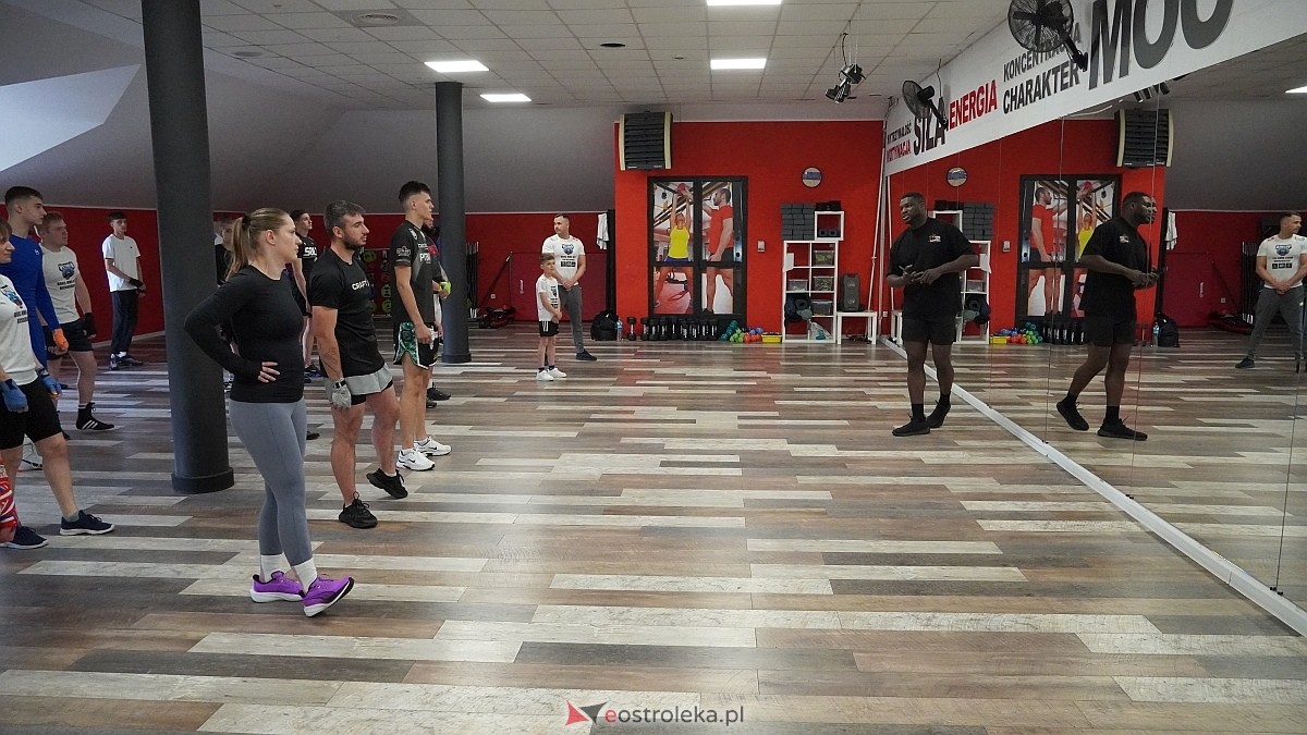 Seminarium bokserskie z Izu Ugonohem [17.05.2026] - zdjęcie #76 - eOstroleka.pl