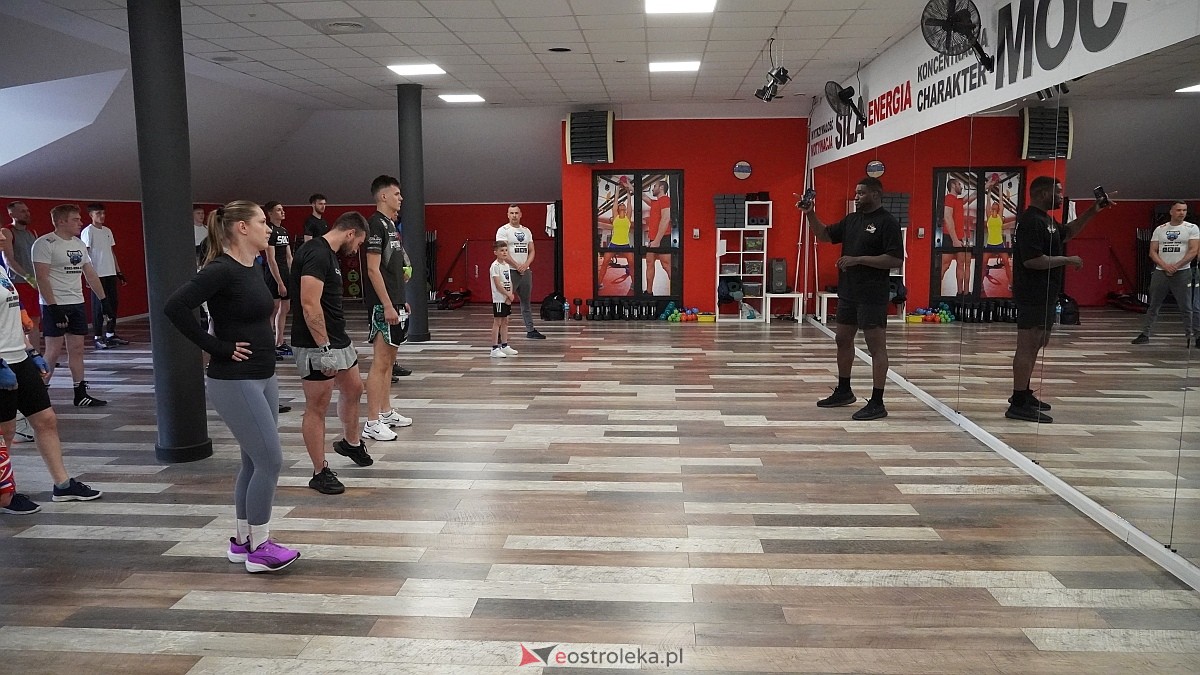 Seminarium bokserskie z Izu Ugonohem [17.05.2026] - zdjęcie #74 - eOstroleka.pl