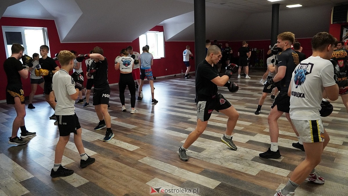 Seminarium bokserskie z Izu Ugonohem [17.05.2026] - zdjęcie #11 - eOstroleka.pl