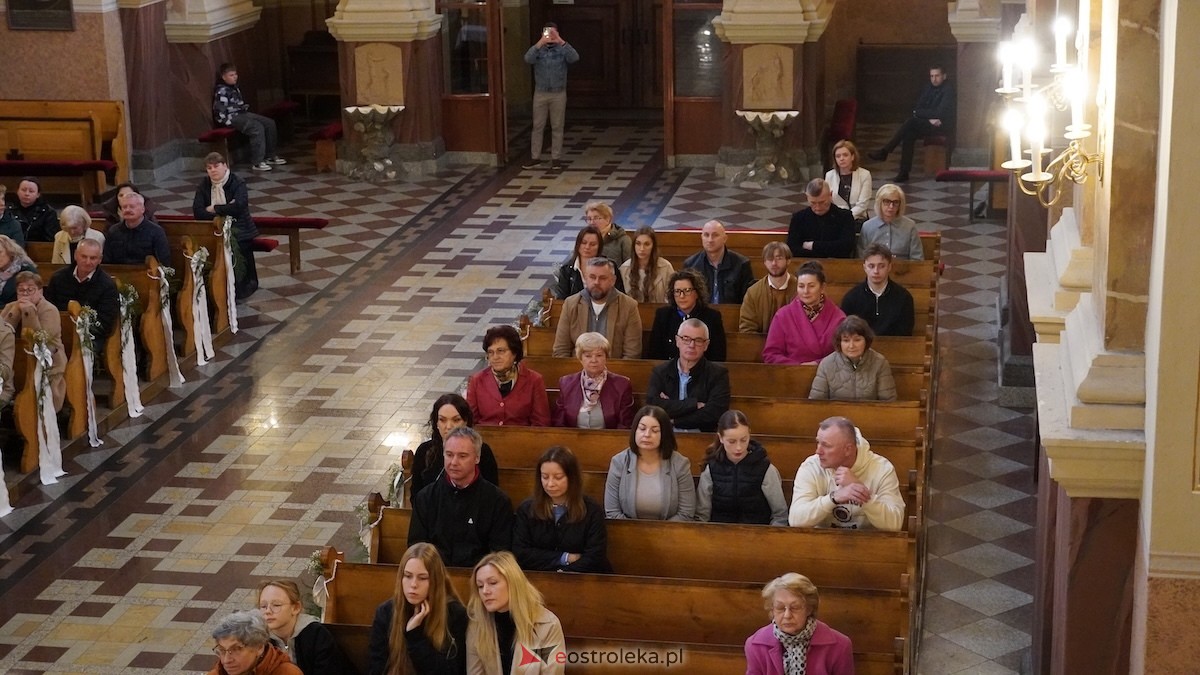 Koncert Filharmonii Kameralnej im. Witolda Lutosławskiego w Łomży w kościele w Kadzidle [17.05.2026] - zdjęcie #17 - eOstroleka.pl