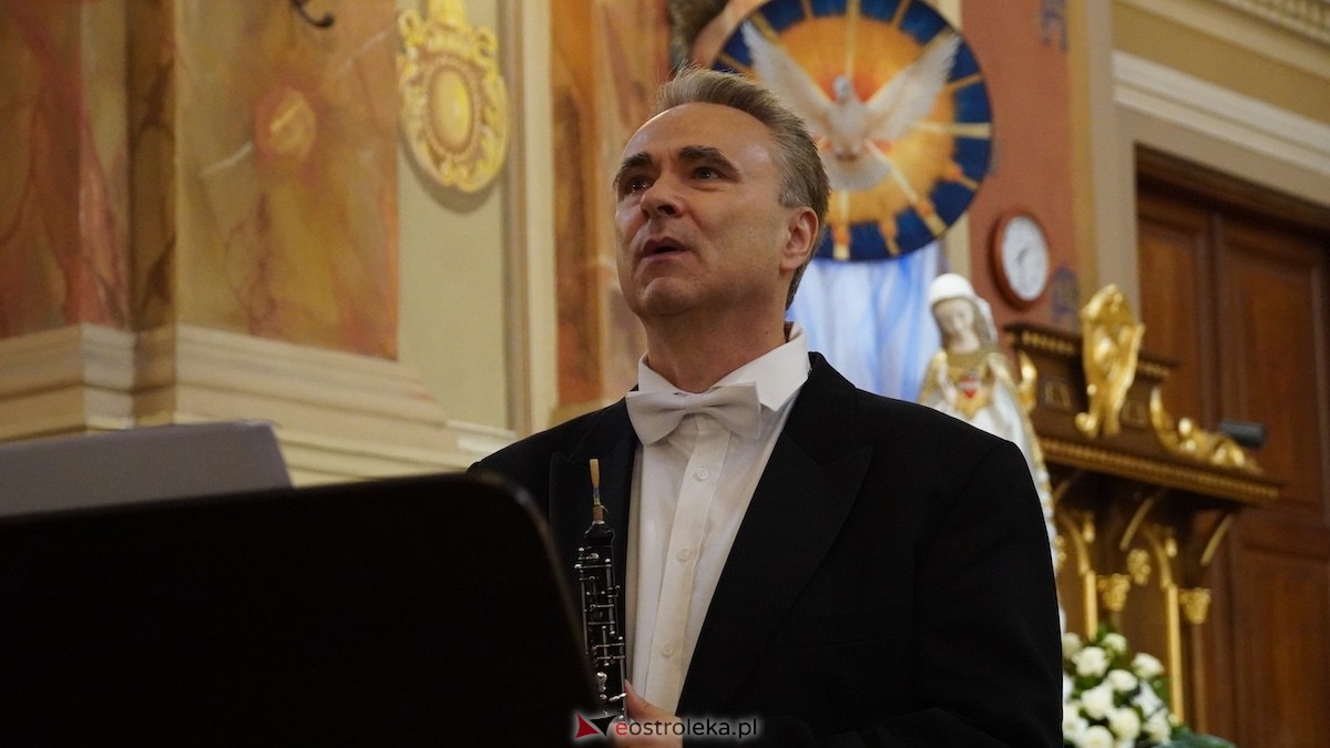 Koncert Filharmonii Kameralnej im. Witolda Lutosławskiego w Łomży w kościele w Kadzidle [17.05.2026] - zdjęcie #11 - eOstroleka.pl