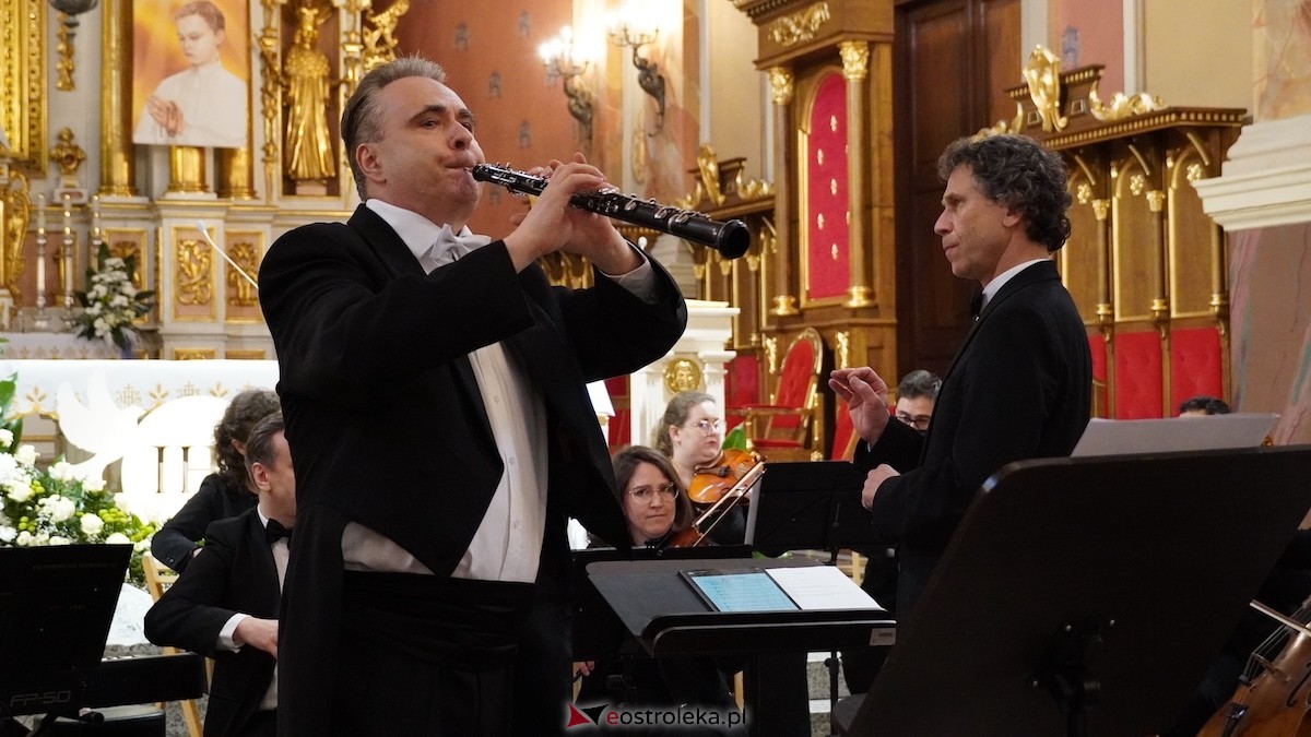 Koncert Filharmonii Kameralnej im. Witolda Lutosławskiego w Łomży w kościele w Kadzidle [17.05.2026] - zdjęcie #6 - eOstroleka.pl