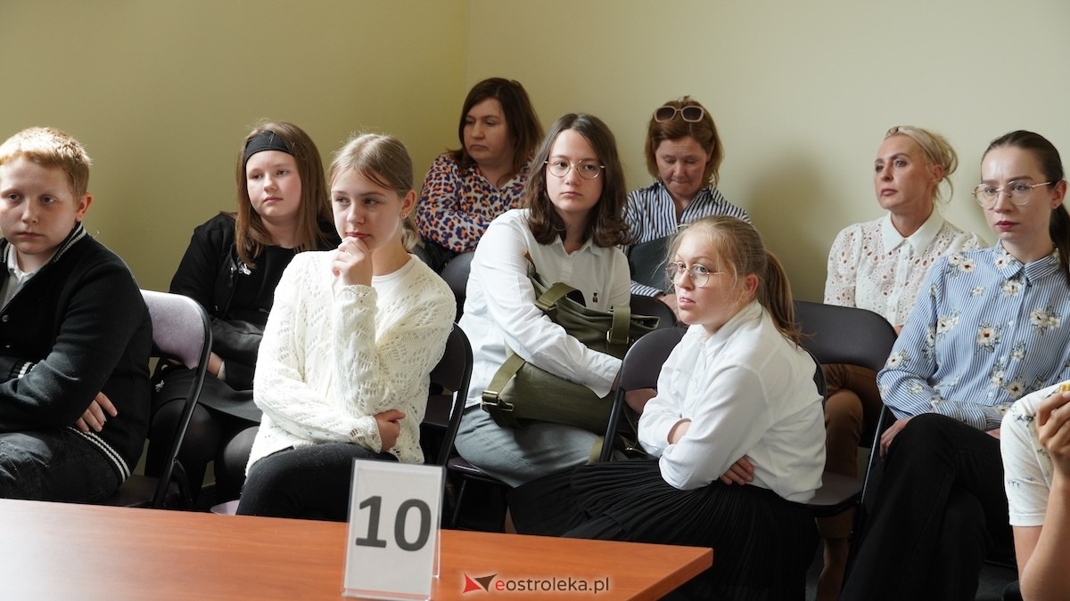 Omnibus Biblioteczny w Bibliotece Pedagogicznej [19.05.2026] - zdjęcie #31 - eOstroleka.pl