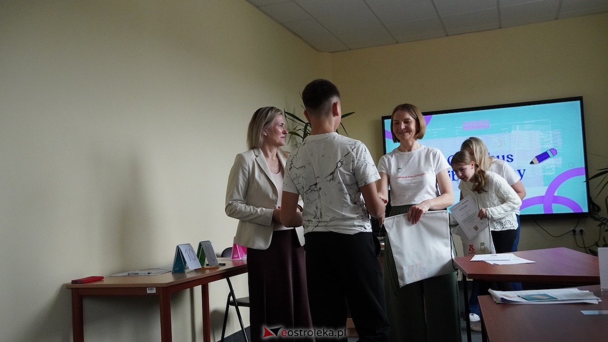 Omnibus Biblioteczny w Bibliotece Pedagogicznej [19.05.2026] - zdjęcie #12 - eOstroleka.pl