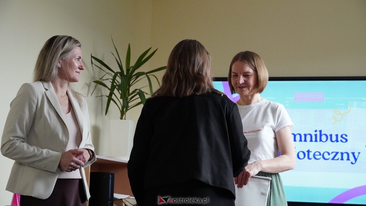 Omnibus Biblioteczny w Bibliotece Pedagogicznej [19.05.2026] - zdjęcie #11 - eOstroleka.pl