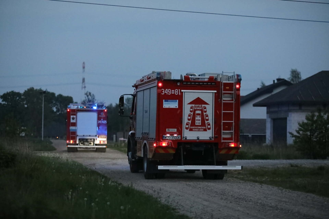 Interwencja strażacka w Teodorowie pod Ostrołęką [19.05.2026] - zdjęcie #5 - eOstroleka.pl
