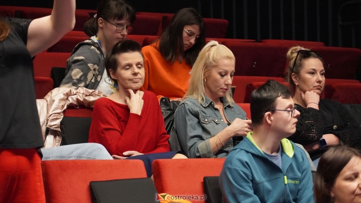 IV Przegląd Teatralny Barwy reginów, sztuka bez barier. [20.05.2026] - zdjęcie #23 - eOstroleka.pl