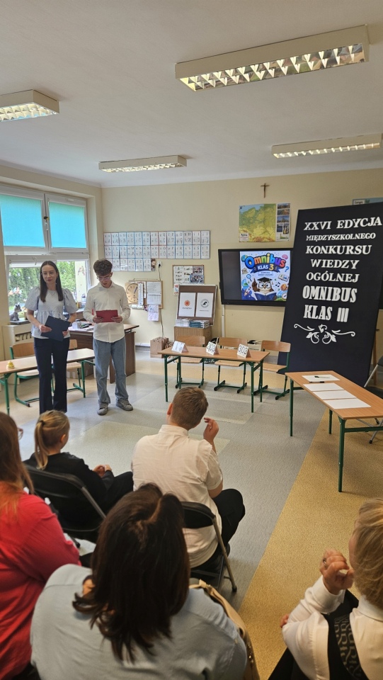 XXVI Międzyszkolny Konkurs Wiedzy Ogólnej OMNIBUS [20.05.2026] - zdjęcie #11 - eOstroleka.pl