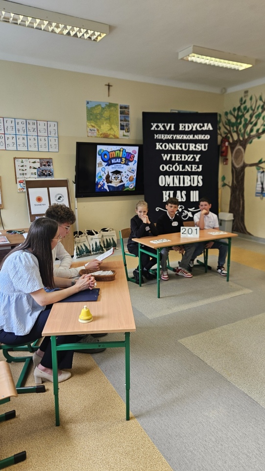 XXVI Międzyszkolny Konkurs Wiedzy Ogólnej OMNIBUS [20.05.2026] - zdjęcie #5 - eOstroleka.pl