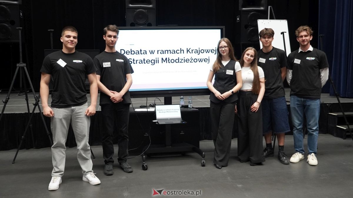 Młodzi mają głos! Debata o przyszłości w Muzeum Żołnierzy Wyklętych [21.05.2026] - zdjęcie #38 - eOstroleka.pl