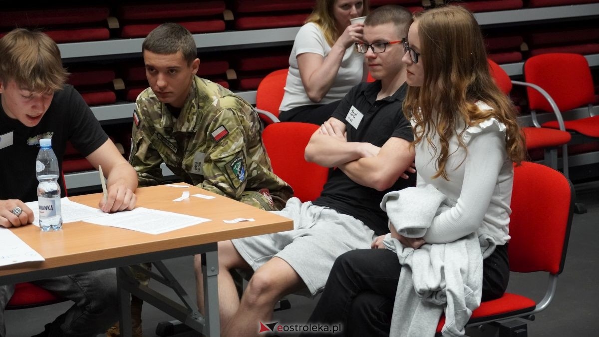 Młodzi mają głos! Debata o przyszłości w Muzeum Żołnierzy Wyklętych [21.05.2026] - zdjęcie #23 - eOstroleka.pl